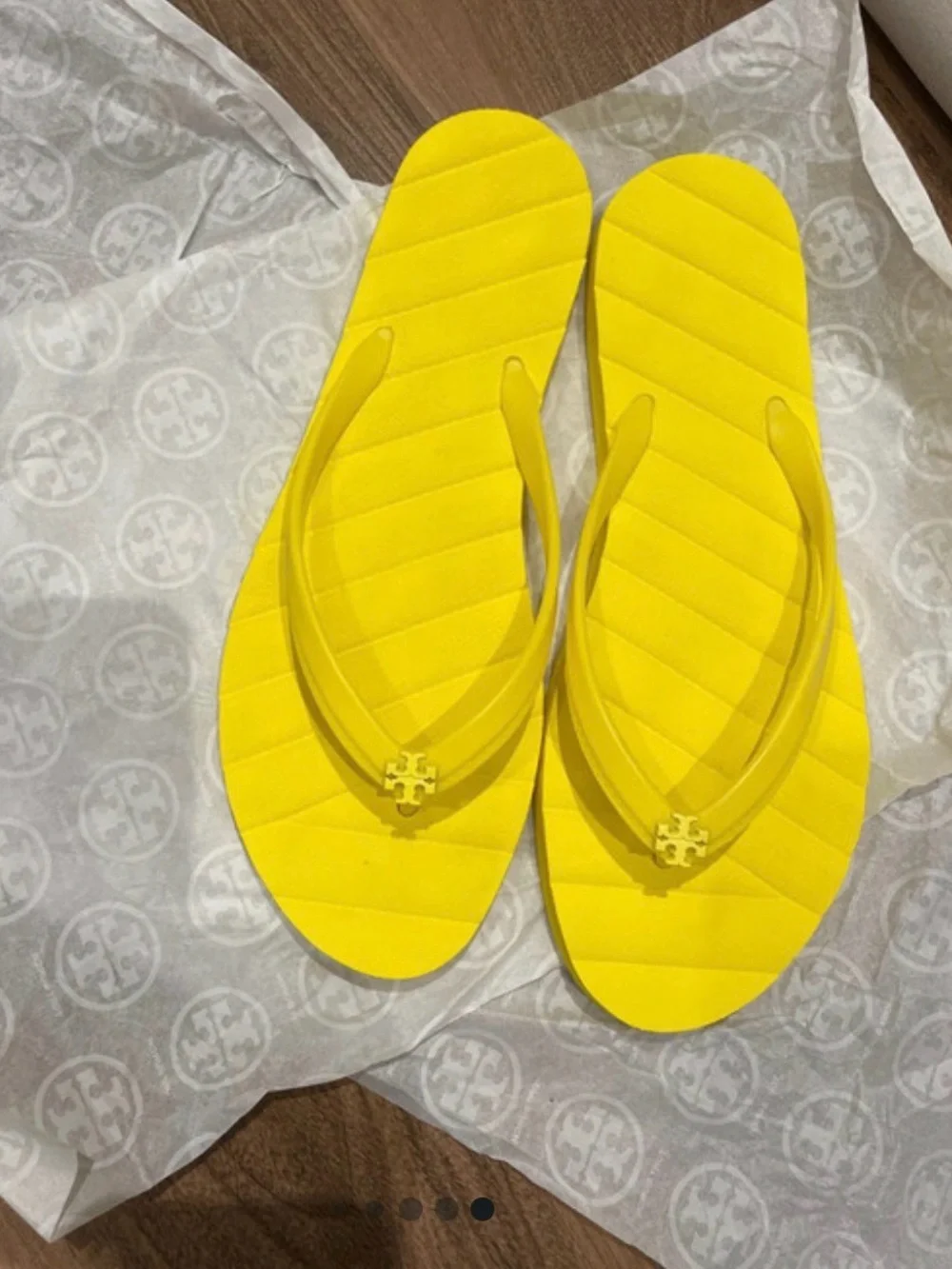 Tory Burch Kira firefly yellow Rubber Flip Flops - Casual Summer sandals